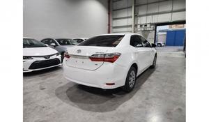 Venta Especial 2023: COROLLA USADO, Sedán 4.5L Automático, Asientos de Cuero, Techo Panorámico, Inteligente y Sin Accidentes - Product Image 6