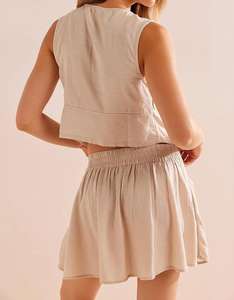 ชุดเสื้อผ้าลินิน2ชิ้นเสื้อท่อนบนคอวีและกระโปรงสั้นอัดพลีทชุดวันหยุดผ้าถักสำหรับผู้หญิงใส่ในฤดูร้อน - Product Image 2