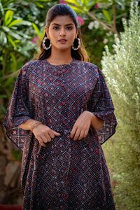 High Quality Indian Handmade Cotton Long Kaftan Luxury Print Women Beach Wear Casual Kaftan Maxi Button Wholesale Tie-Dye - Product Image 4