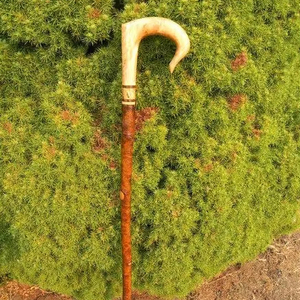 FABRICATION de la poignée Corne de buffle Taille personnalisée Poignée de bâton en corne de buffle naturelle de meilleure qualité Poignée de bâton de vache de couleur naturelle - Product Image 1