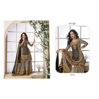 Costume Salwar Pakeeza de Sayuri en soie crêpe lourde avec imprimé numérique multiple et travail Aari, parfait pour les occasions festives