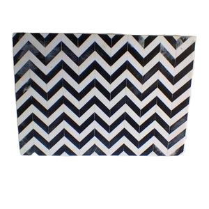 Tabla de Cortar de Madera y Resina con Diseño en Zig-Zag, Tabla de Cortar con Mango, Tabla para Servir Queso, Hecha a Mano, Duradera, Apta para Lavavajillas - Product Image 1