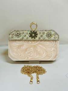 Bolsos de mano hechos a mano elegantes hechos a medida Estilo atemporal para cada ocasión. Ideal para regalos y festivales - Product Image 2