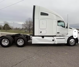 Camion semi-remorque T680 2022 d'occasion - 76 pieds, toit surélevé, cabine couchette, 400H, 12 vitesses, Endurant - Product Image 1