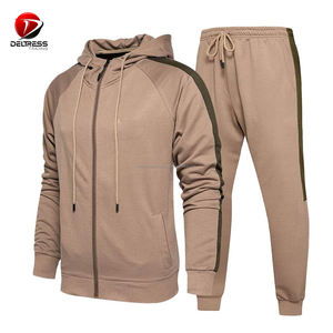 ชุดวอร์มพรีเมี่ยมสำหรับผู้ชาย550และ330 GSM รุ่นพิเศษชุดวอร์มพรีเมียมสำหรับฤดูหนาว - Product Image 4