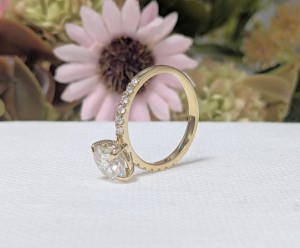 Anillo de Compromiso Cristiano con Moissanita Redonda de 1.50 Ct, Oro Amarillo Sólido de 14K, Regalo de Lujo para Boda o Fiesta, para Mujer - Product Image 4