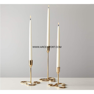 Bougeoirs en métal d'appel intemporel pour la décoration de la maison pour l'accessoire de Noël bougeoir de couleur or rétro avec la conception de cerf - Product Image 4