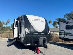 E-a-s-t To West ALTA 1900MMK Usado del 2025 con Alto Rendimiento Disponible para la Venta - Product Image 6