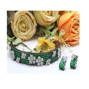 Atractivo gargantilla elegante de diseño de aspecto de piedra chapada en plata de alta calidad con juego de pendientes para compromiso de boda tradicional - Product Image 1