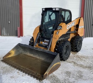 2024 Case SR270B Skid Steer-Puissance de levage radiale inégalée avec opérateur-Première conception - Product Image 1