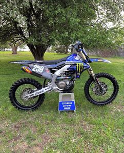 Nouvelles arrivées 2024 : Motos tout-terrain Yamaha YZ250F, YZ250FX, YZ250X, YZ450F prêtes à être expédiées. - Product Image 1