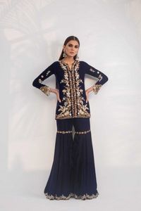 Superbe DESIGN de broderie sur KURTA avec robe SARARA embellissant les perles de verre en cristal, DABKA pour le travail de fête @ 2023 - Product Image 2