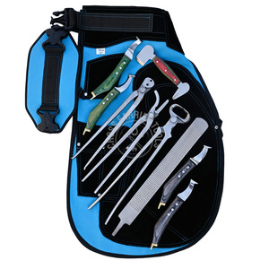 Ensemble d'outils de maréchal-ferrant vétérinaire avec tablier en cuir réglable, pince à sabots, 4 couteaux à sabots à extrémité en laiton et pinces, kit de maréchal-ferrant pour chevaux - Product Image 6