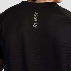 เสื้อยืดออกกำลังกายสีดำ All in Active สำหรับฟิตเนสและออกกำลังกาย - Product Image 5
