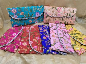 กระเป๋าคลัทช์ปักลายผ้าหลากสีสำหรับใช้ในโอกาสพิเศษถุงนอนเงินสดสำหรับเทศกาลดิวาลิฮาลดีมีฮินดี - Product Image 3