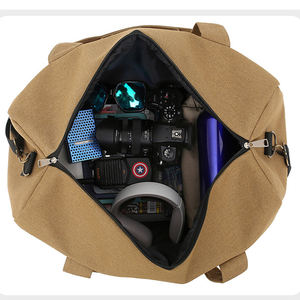 Bolsa de gimnasio impermeable antirrobo Unisex de calidad superior hecha a medida cierre de cremallera USB 20-35L bolso de hombro más vendido - Product Image 2