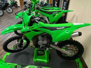 รถมอเตอร์ไซค์วิบาก Beta Xtrainer 300 สำหรับฝึกขับขี่แบบออฟโรด ขนาด 200-400 ซีซี พร้อมจัดส่ง - Product Image 4