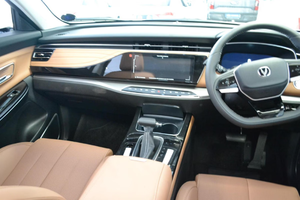 รถยนต์มือสองคุณภาพดีราคาประหยัด ปี 2025 ชางอัน CS-75 Pro 1.5T CE เกียร์ออโต้ พวงมาลัยขวา - Product Image 2