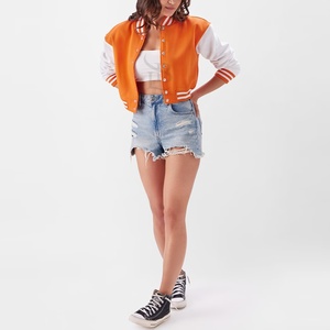 เสื้อครอปแจ็คเก็ตทีมมหาวิทยาลัยสำหรับผู้หญิงเสื้อครอปเสื้อคลุมกลางแจ้งฤดูหนาวปรับแต่งดีไซน์ของคุณเอง - Product Image 3