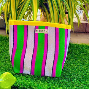 Bolsas DE ASEO cosméticas con cremallera reutilizables ecológicas recicladas de nailon, bolsa de mano de playa de viaje a rayas personalizada, etiqueta con logotipo - Product Image 1