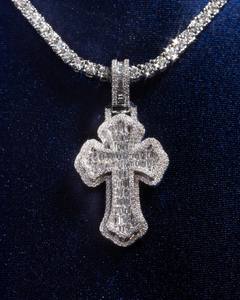 Pendentif croix personnalisé de haute qualité en argent et or bicolore Hip Hop avec breloques glacées avec diamant Moissanite VVS - Product Image 1
