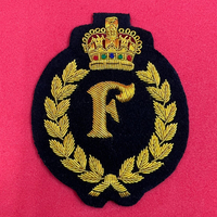 Écussons brodés sur mesure en fil d'or fait main, motifs alphabétiques, pour blazers, polos, vestes, chapeaux, toiles