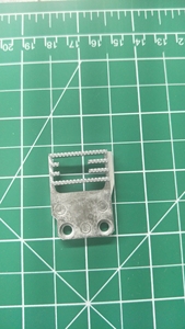 #403129ผลิตในไต้หวันอาหารสุนัขจักรเย็บผ้าชิ้นส่วนสำหรับนักร้อง - Product Image 6