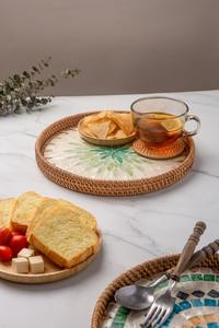 Fabricant du Vietnam Plateau de rangement rond en rotin avec incrustation de couleur Plateau de service en rotin pour le salon Plateau à gâteaux pour petit-déjeuner pique-nique - Product Image 4