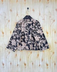 แจ็กเก็ต Kantha เย็บด้วยมือลายดอกไม้สีดำเสื้อคลุมพิมพ์ลายบล็อกเสื้อคลุมสไตล์กิโมโนญี่ปุ่นแจ็คเก็ต Kantha สำหรับฤดูหนาว - Product Image 5