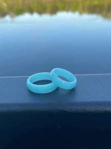 แหวนเรซิ่นอะคริลิกรูปทรงกลม แหวนทำมือ แหวนแห่งความรัก เครื่องประดับสำหรับงานปาร์ตี้ผู้หญิง ขายส่งราคาดีที่สุด - Product Image 6