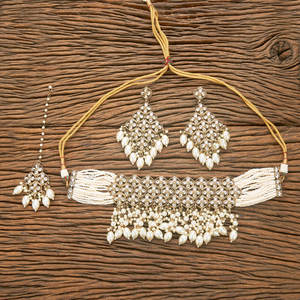 ชุดสร้อยคอเค้นคอทองแดงทองเหลืองอินโดนตะวันตกสําหรับผู้หญิงพร้อมการชุบเมฮันดีสําหรับของขวัญวันครบรอบการหมั้น - Product Image 5