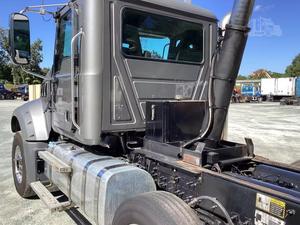 Camion à benne basculante commercial Granite GU713 d'occasion, modèle 2022, automatique, pour travaux lourds - Product Image 3