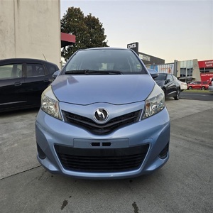 รถโตโยต้า วีทซ์ ปี 2011 รุ่น 1.3S สภาพดีมาก ใช้งานน้อย พร้อมระบบ Smart Stop, Push Start, Aux, ไมล์น้อย, กล้องมองหลัง - Product Image 2