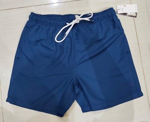 Shorts de plage respirants en tricot pour hommes, décontractés et confortables, couleur vert vif, 100 % coton, logo à la taille, fabriqués au Bangladesh - Product Image 4