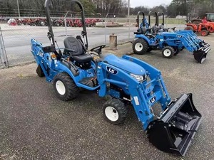 Mini Tractor LS de 23 HP y 4WD Listo para Exportación con Motor EPA, Cargador Frontal Versátil, Retroexcavadora y Cortacésped para Granja y Jardín, Motor de 22 HP - Product Image 1