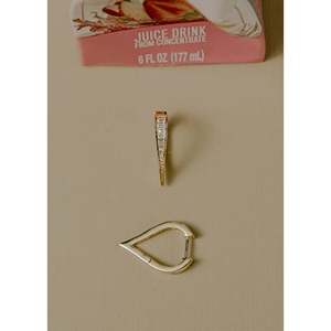 Boucles d'oreilles pendantes en diamant Viola Baguette, bijoux élégants en diamant pour femmes - Product Image 5