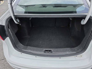 Auto Usado de Calidad a Precio Accesible, Ford Fiesta S 2017, Volante a la Izquierda - Product Image 6