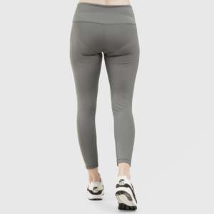 Leggings Capri de sport taille XL, doux, sans couture, en nylon et élasthanne, effet ventre plat, pour la gym et le yoga, avec logo à la taille, gris à motifs - Product Image 2
