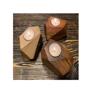 Portavelas de madera hecho a mano de tamaño pequeño Diseño en forma de estrella Portavelas Mantel Display Candle Stand - Product Image 6
