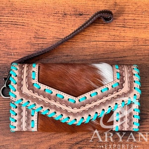 คลัทช์ออกแบบใหม่สำหรับผู้หญิงกระเป๋าคลัทช์แกะสลักมือเครื่องมือกระเป๋าเงินหนังวัวสีเทอร์ควอยซ์สไตล์ตะวันตกใช้งานได้หลากหลาย - Product Image 1