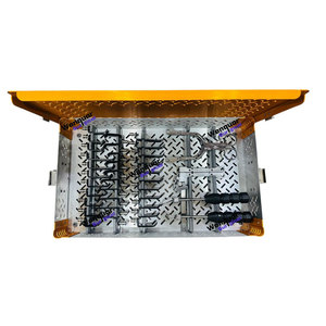 Sistema de Retractor Cervical Anterior Tituinam, Instrumento Negro Más Vendido de Wenquar Surgical con Caja de Aluminio - Product Image 1