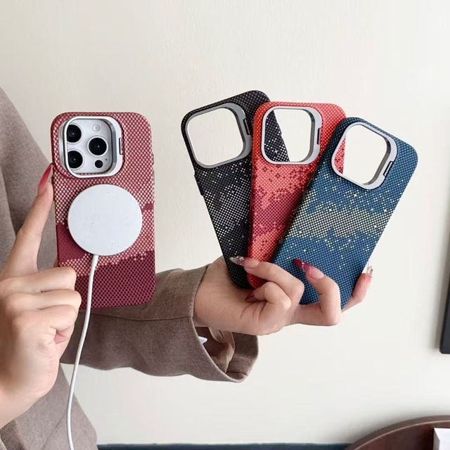Wholesale Custom Lightweight Durable PC Carbon Fiber for Magnetic Charge Camera Guard Stand Shockproof Mobile Phone Cases