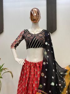 ชุดเลเฮนกาโชลีสไตล์อินเดียแบบดั้งเดิม ผ้าดุปตตาหรูหรา สำหรับงานแต่งงานและงานเลี้ยง ยอดนิยมสำหรับผู้หญิงและเด็กผู้หญิง - Product Image 4