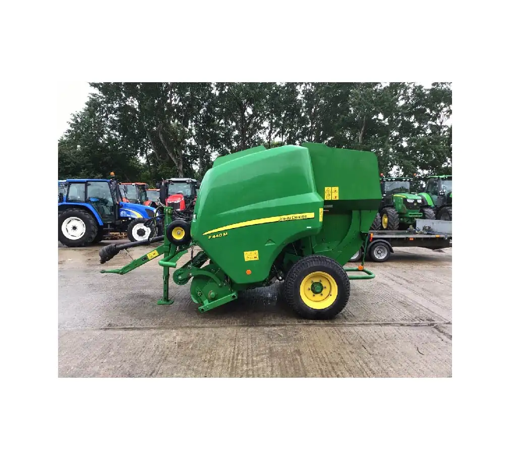 Empacadora de heno redonda John Deeree F440M /Mini Round Baler Twine Wrap Baler Round Hay Straw a la venta