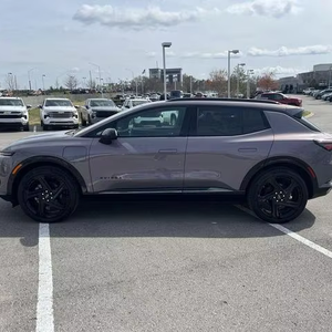 Oferta con Descuento, Auto Eléctrico 2024, Chevrolet Equinox EV RS, Vehículo Eléctrico Usado, Bajo Kilometraje - Product Image 1