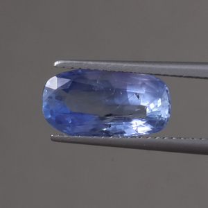 Saphir bleu naturel de qualité AAA certifié IGI, taille coussin 13,5 x 7,5 mm, 4,51 carats, pierre précieuse en vrac, traitement de cirage/lustrage léger - Product Image 1