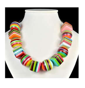 Collier en résine époxy multi couleurs collier de bijoux de mode fabriqué en inde fabricant fait à la main meilleur collier bon prix - Product Image 4