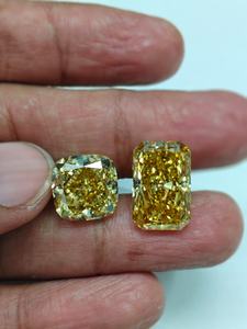 Diamante Cultivado en Laboratorio, Raro, de 1 Quilate, Color Amarillo Intenso Fantasía |   Corte Esmeralda con Certificación IGI VVS/DEF para un Anillo de Compromiso Impresionante - Product Image 5