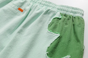 Pantalones cortos de lana bordados personalizados: Pantalones cortos de sudor de calidad superior para gimnasio, salón y uso diario - Product Image 3