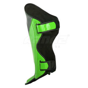 Espinillera de Boxeo de Construcción Duradera y Ajuste Seguro con Acolchado Interior Suave y Manejo Suave - Product Image 4